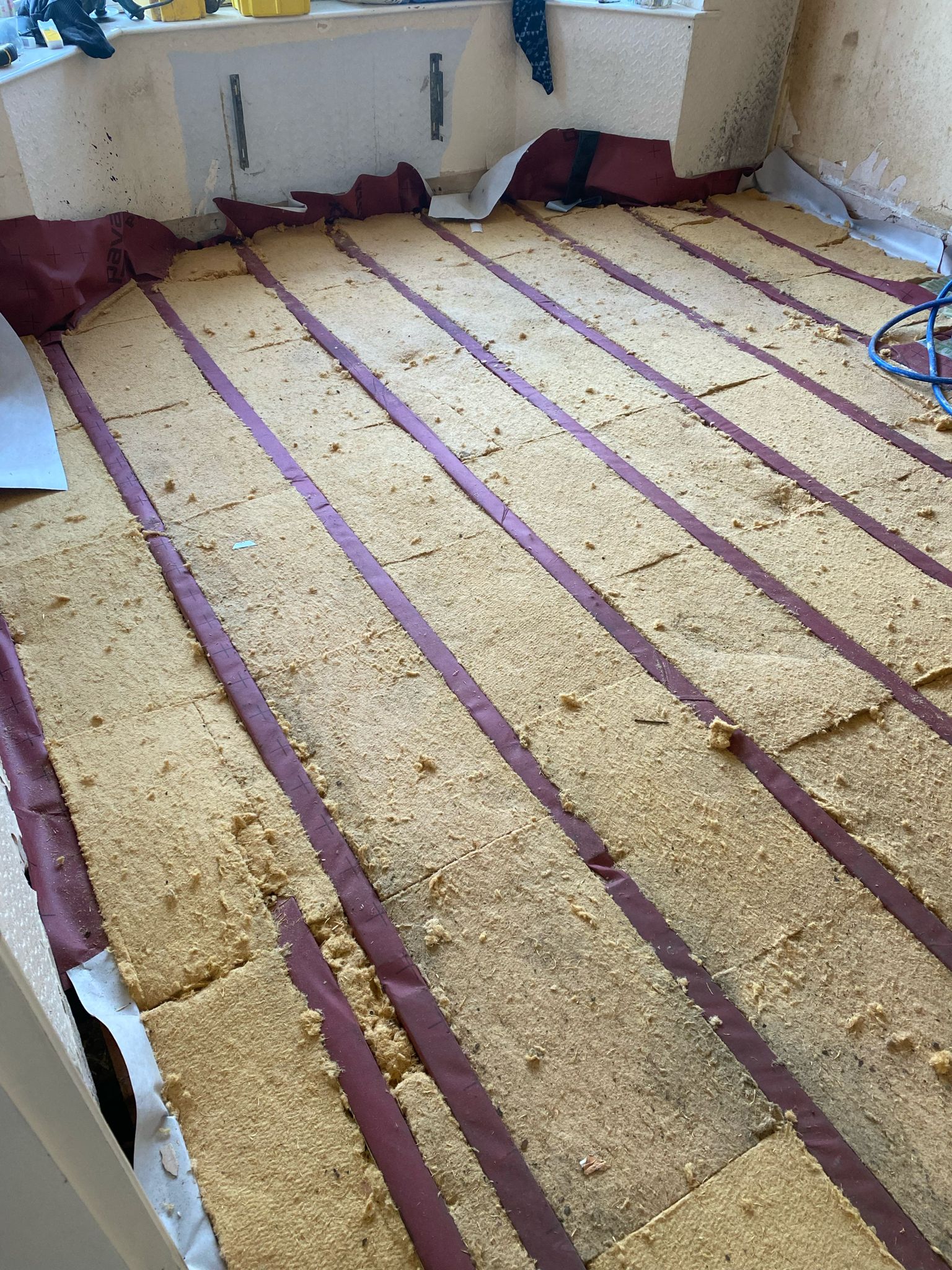 floor insulation ADB and Pavaflex