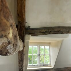 RK70 Lime plaster finish & wooden beams